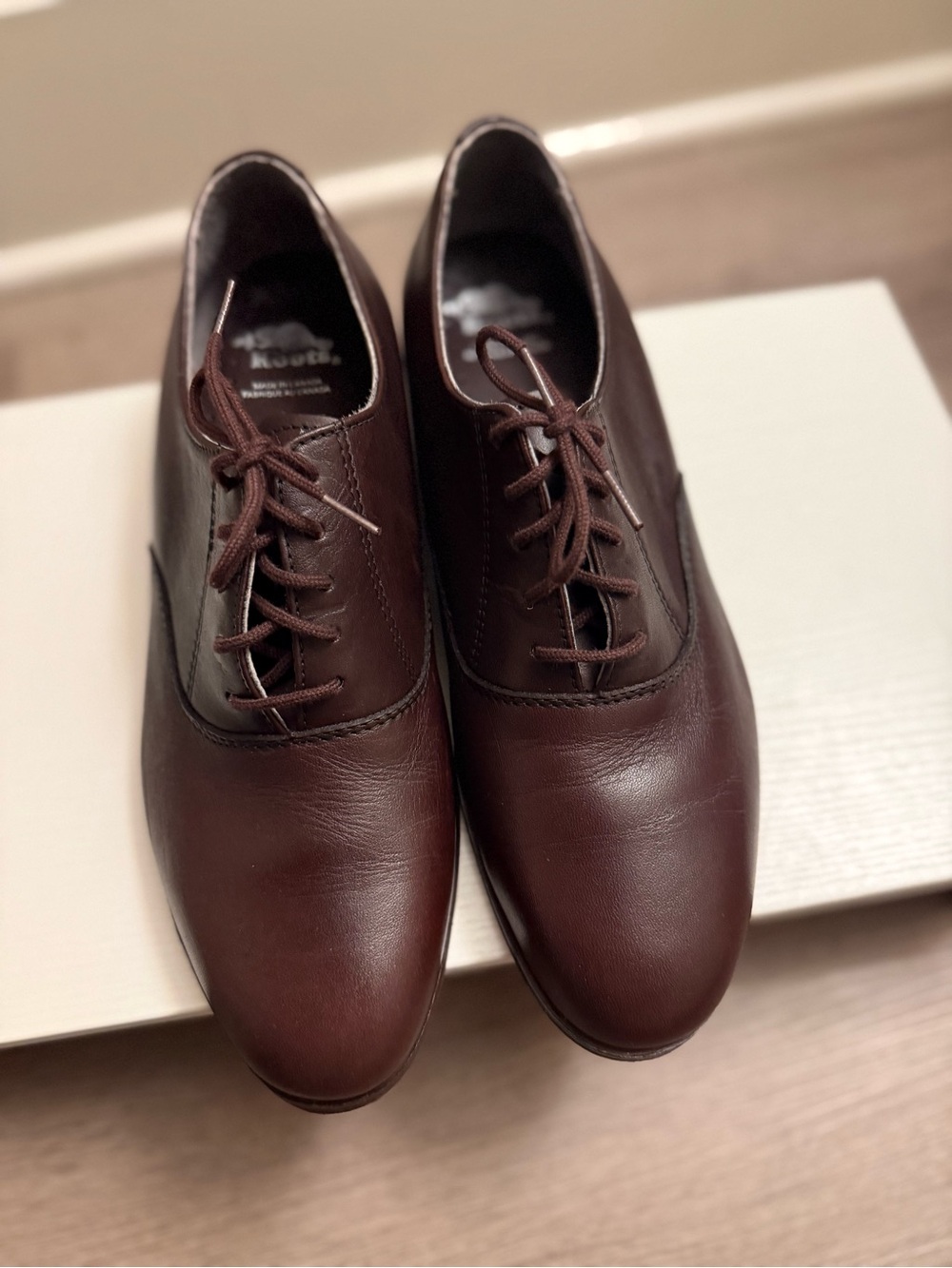 Roots Men's Lace-Up Oxfords in Deep Brown